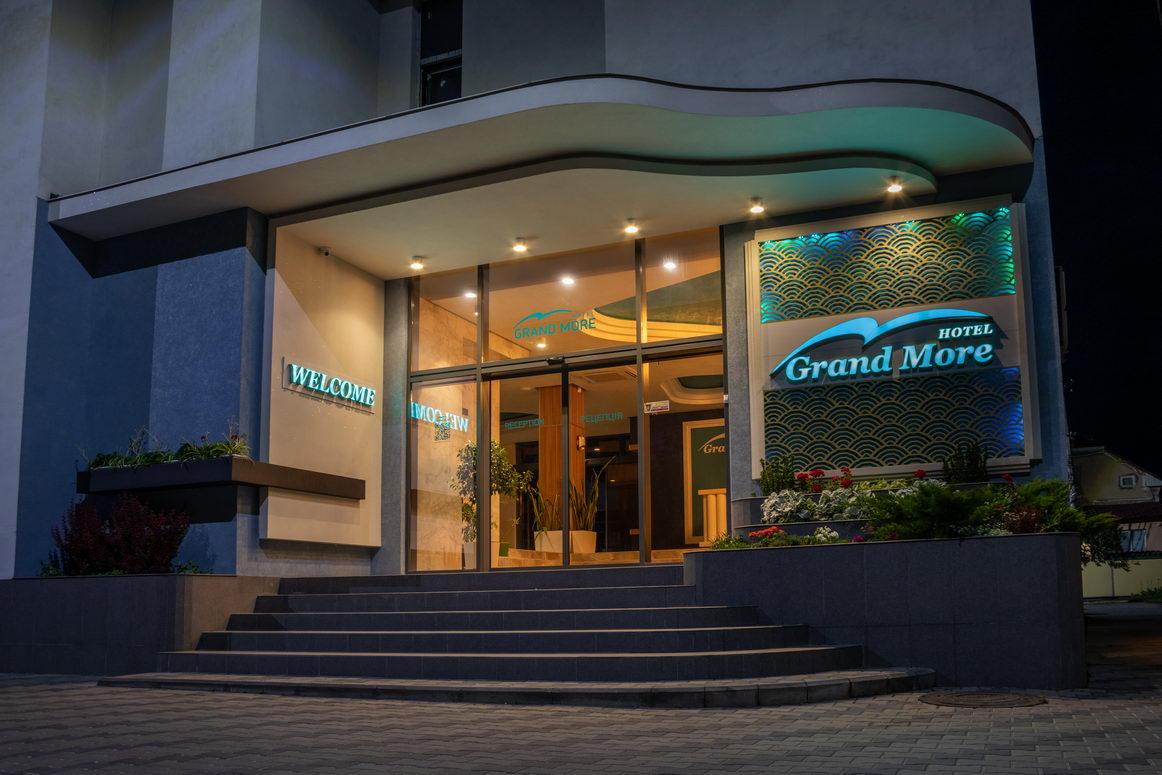 Hotel Grand More Zatoka Zewnętrze zdjęcie